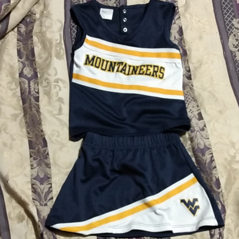 Mountaineers cheerleaders outfit